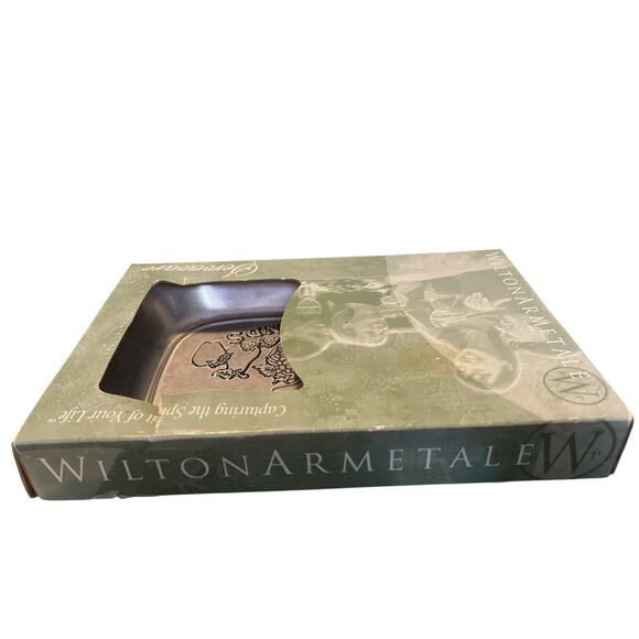 Wiltonarmetale Serveware "Good Food Good Friends" Metal Serving Tray - Picture 3 of 6